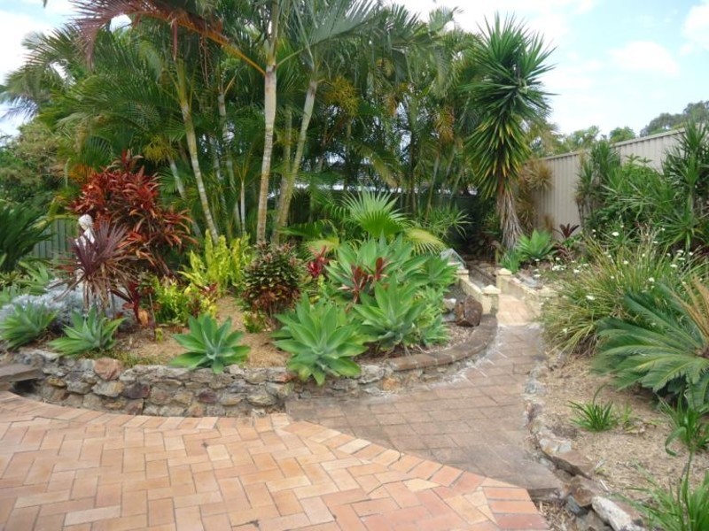 5 Bulla Court, Arundel QLD 4214