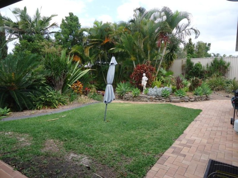 5 Bulla Court, Arundel QLD 4214