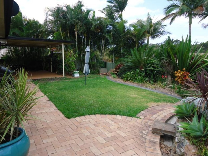 5 Bulla Court, Arundel QLD 4214