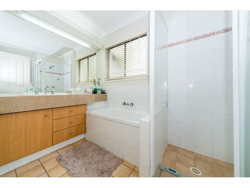 15 Zac Avenue, Coombabah QLD 4216