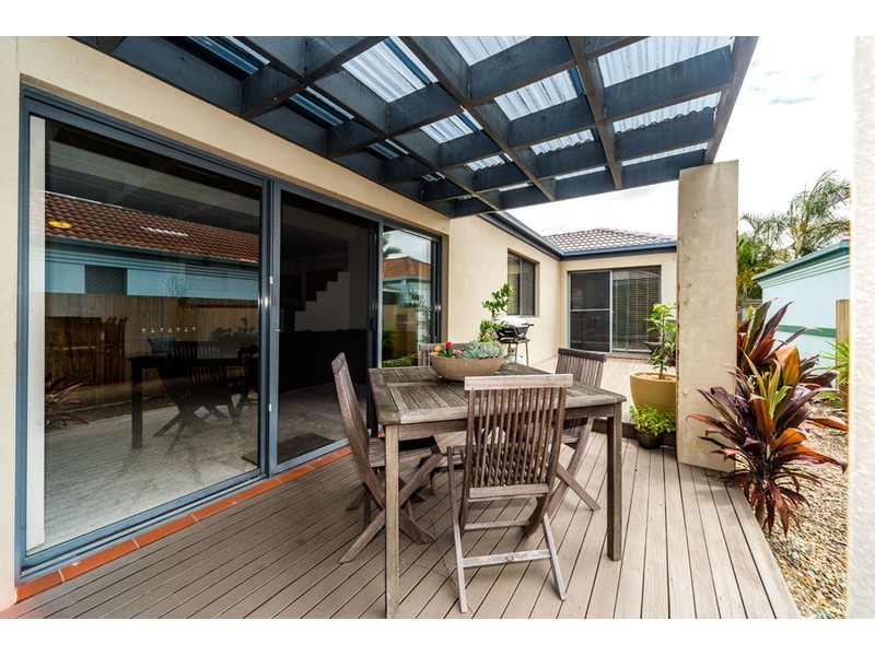 15 Zac Avenue, Coombabah QLD 4216