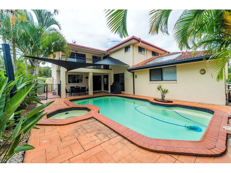 83 Burrendong Road, Coombabah QLD 4216