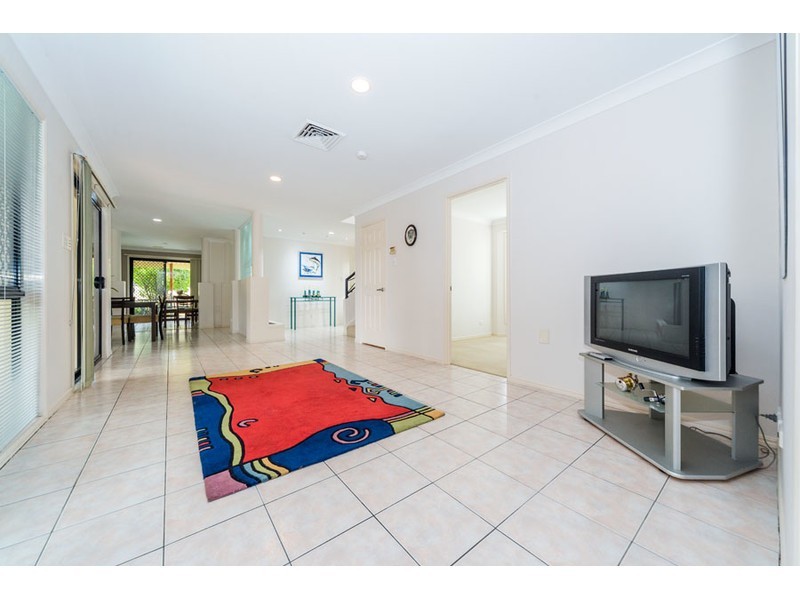83 Burrendong Road, Coombabah QLD 4216