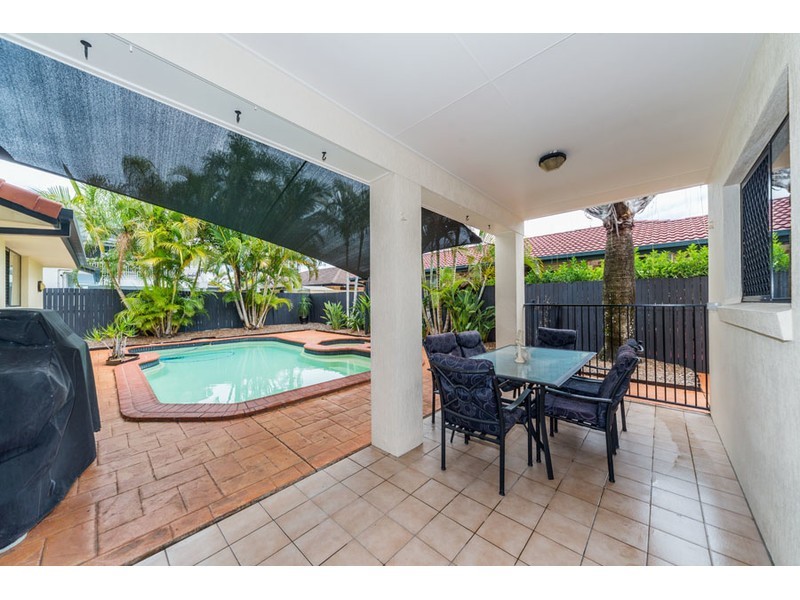 83 Burrendong Road, Coombabah QLD 4216