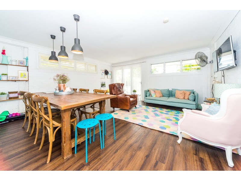 5 Mt Hagen Drive, Runaway Bay QLD 4216