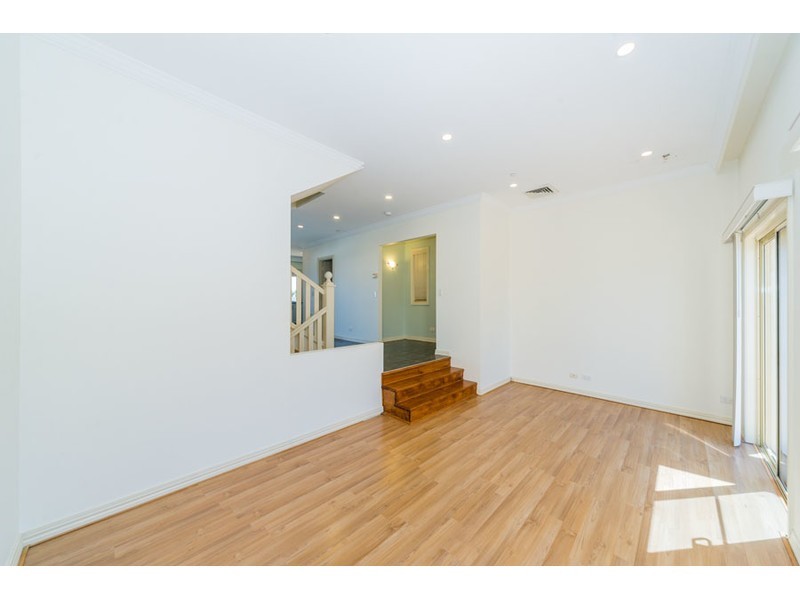 5/14 Pendraat Parade, Hope Island QLD 4212