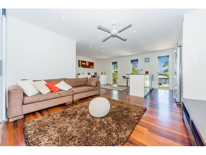 19 Bluegum Avenue, Hollywell QLD 4216
