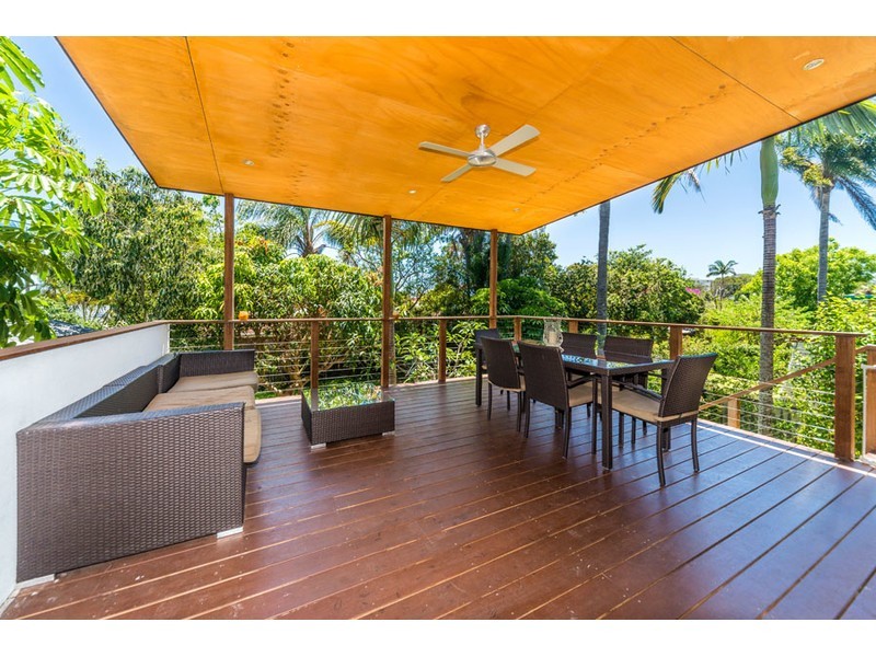 19 Bluegum Avenue, Hollywell QLD 4216