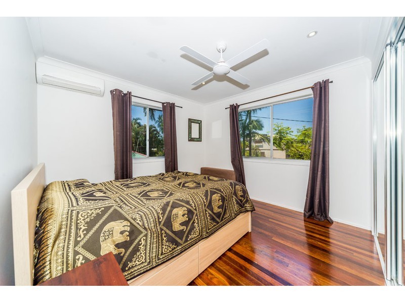 19 Bluegum Avenue, Hollywell QLD 4216