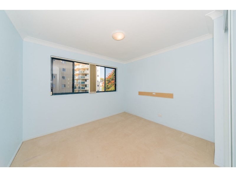 12/83 Brighton Street, Biggera Waters QLD 4216