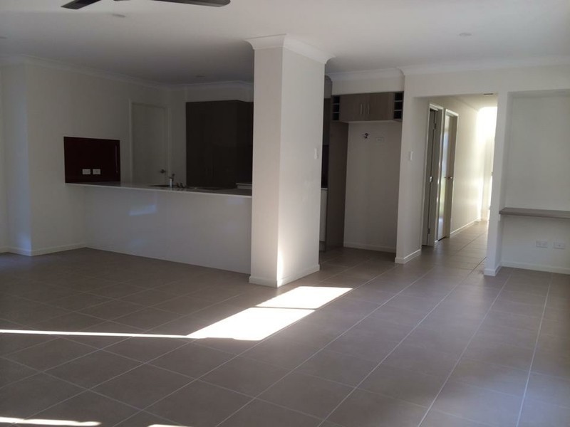 29 Mountain View Parade, Maudsland QLD 4210