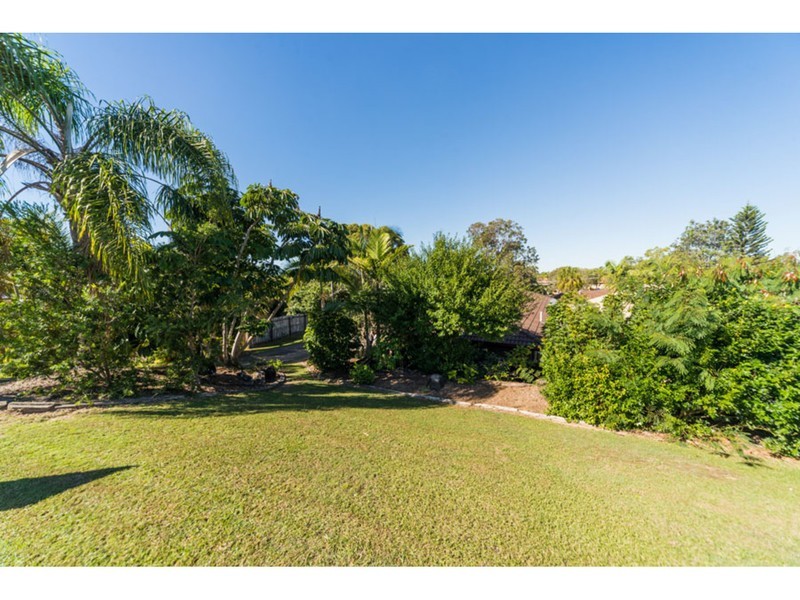 1/7 Ruth Anne Close, Labrador QLD 4215