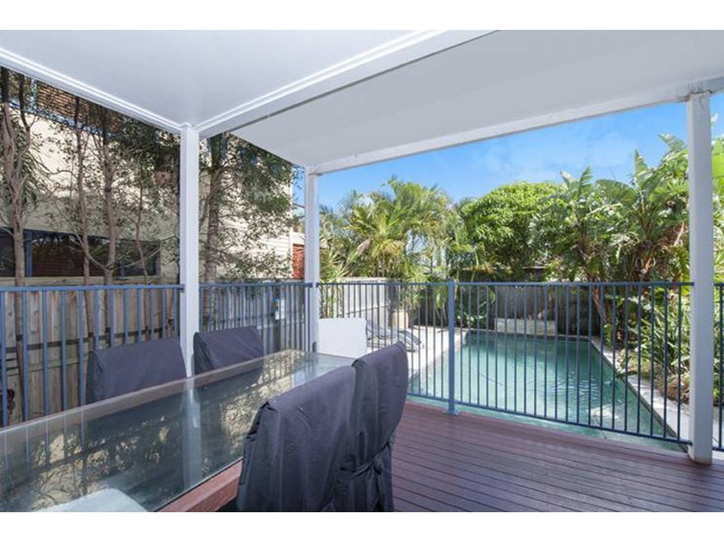 22 Rouen Avenue, Paradise Point QLD 4216