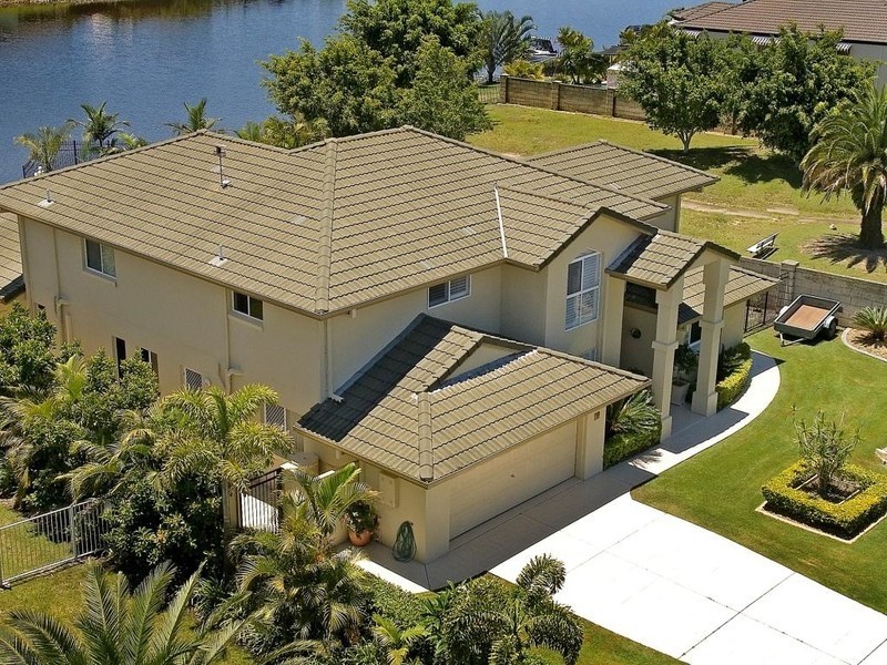 22 Parkwater Point, Helensvale QLD 4212