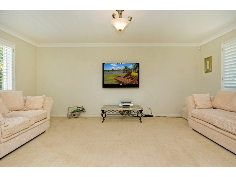 22 Parkwater Point, Helensvale QLD 4212