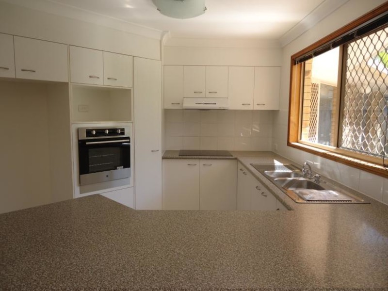 15 Anchorage Way, Biggera Waters QLD 4216