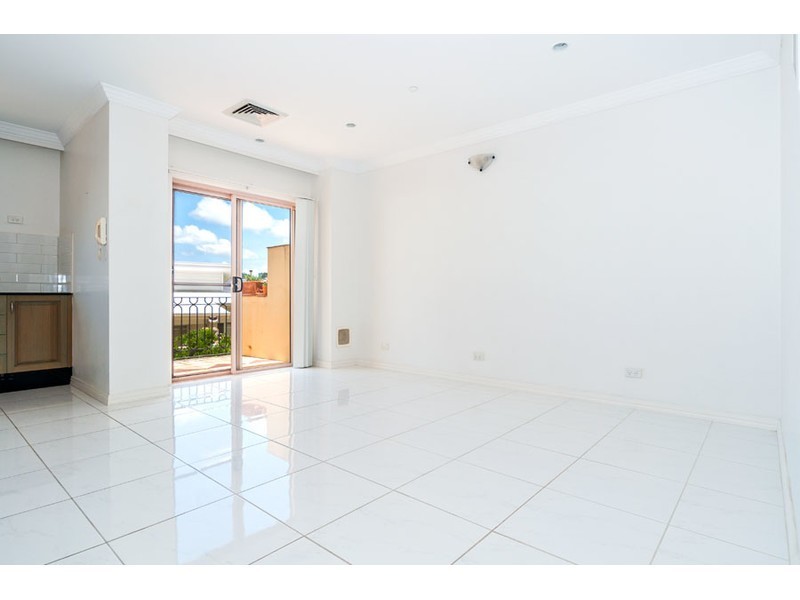 2/14 Pendraat Parade, Hope Island QLD 4212