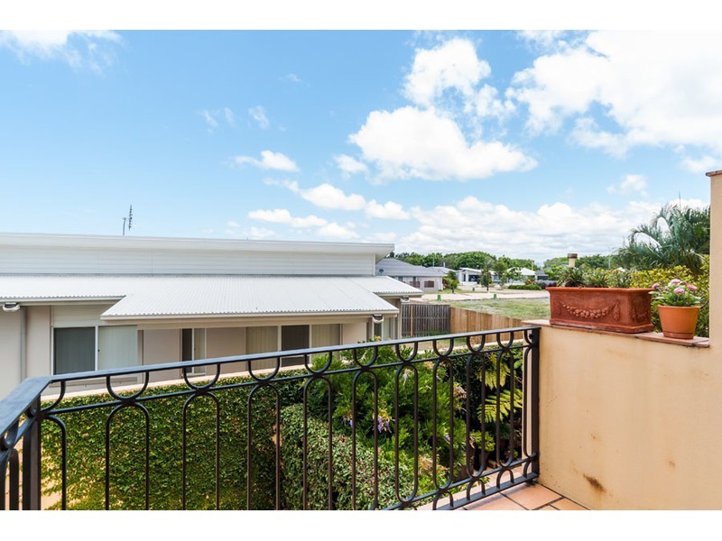 2/14 Pendraat Parade, Hope Island QLD 4212