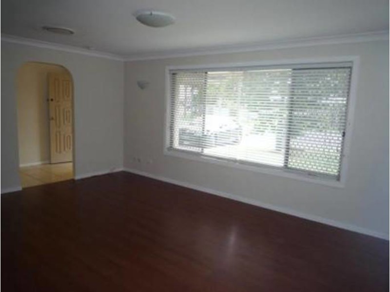 40 Tradewinds Avenue, Paradise Point QLD 4216