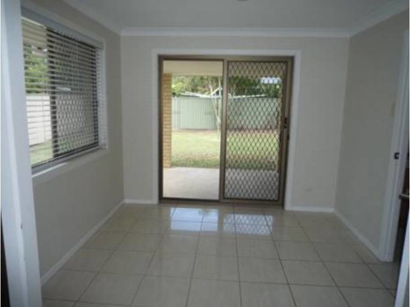 40 Tradewinds Avenue, Paradise Point QLD 4216