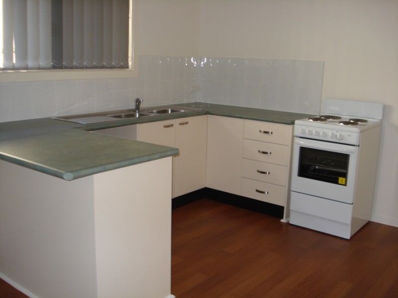 16 Muscovey Avenue, Paradise Point QLD 4216