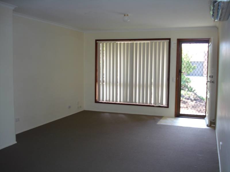 1/42 Kangaroo Avenue, Coombabah QLD 4216