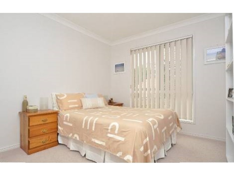 4 Zoeller Drive, Parkwood QLD 4214