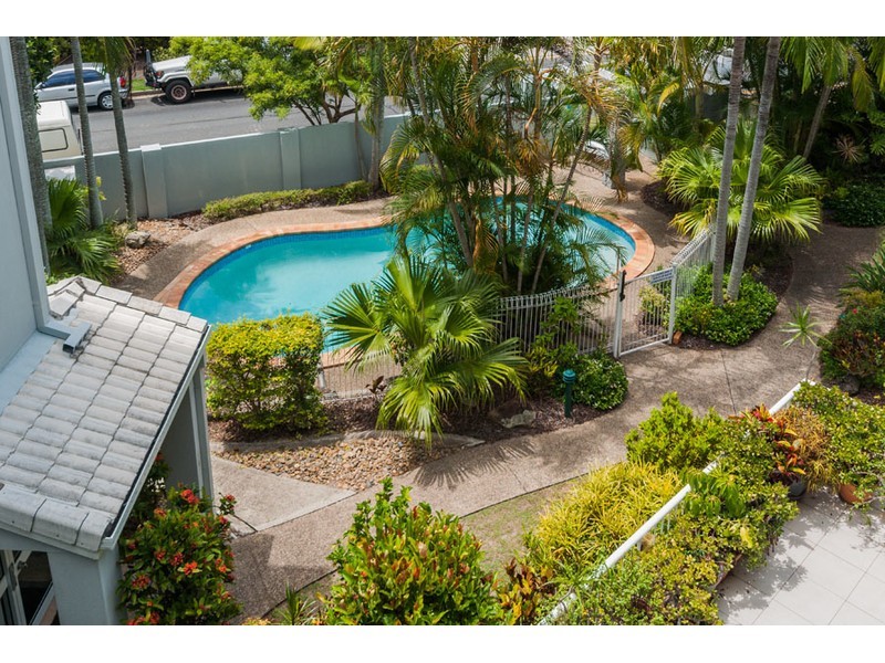12/4 Madang Crescent, Runaway Bay QLD 4216
