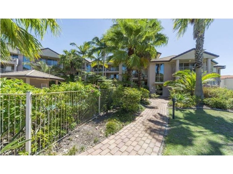17/48 The Esplanade, Paradise Point QLD 4216