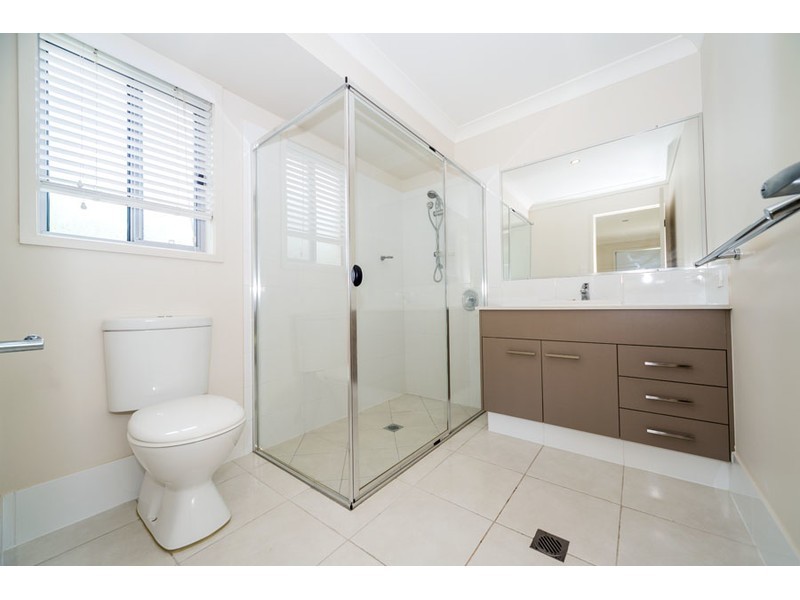 17 Annerley Avenue, Runaway Bay QLD 4216