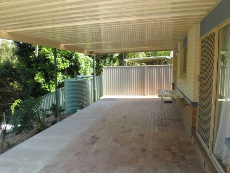 33 River Oak Drive, Helensvale QLD 4212