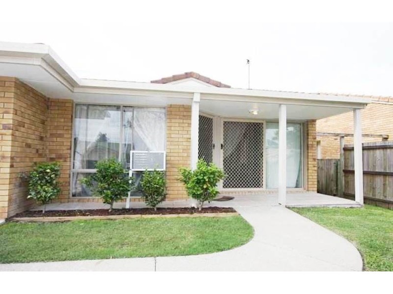 4/137 Olsen Avenue, Labrador QLD 4215