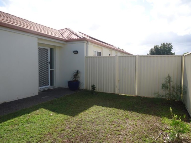 5 Katie Court, Arundel QLD 4214