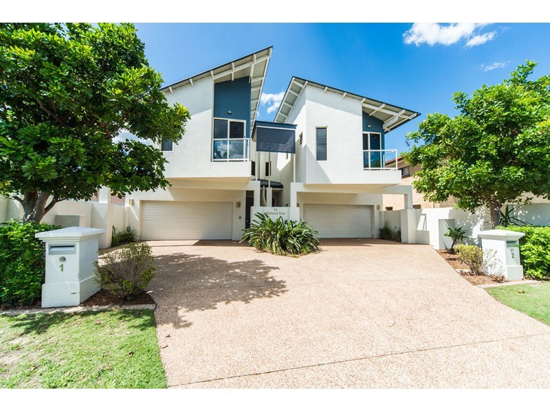 1/11 Mallard Avenue, Paradise Point QLD 4216