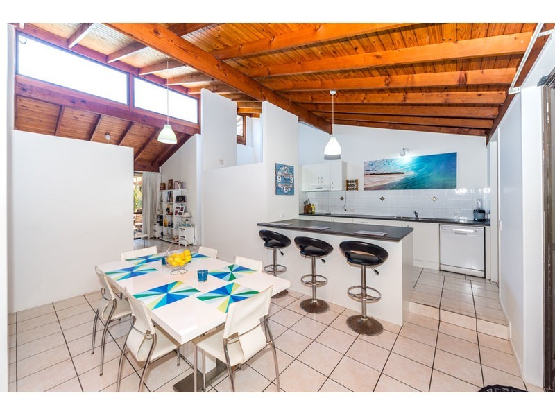 38 Markham Avenue, Runaway Bay QLD 4216