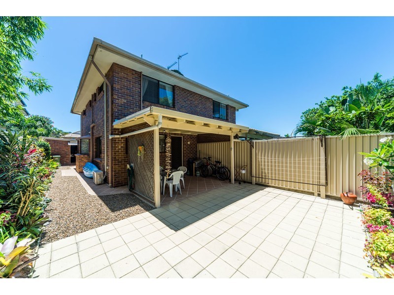2/24 Loder Street, Biggera Waters QLD 4216