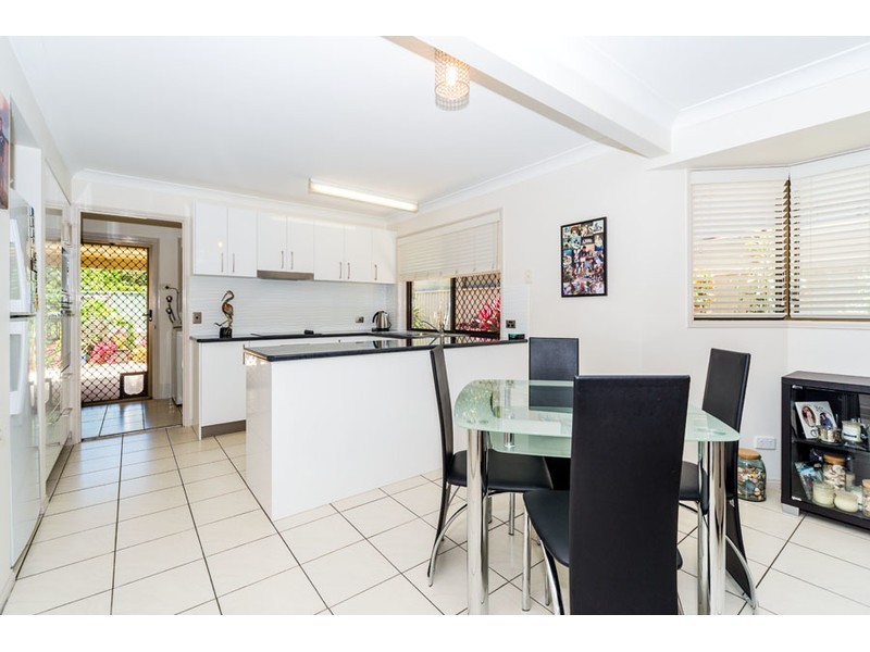 2/24 Loder Street, Biggera Waters QLD 4216