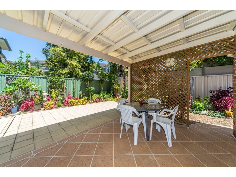 2/24 Loder Street, Biggera Waters QLD 4216