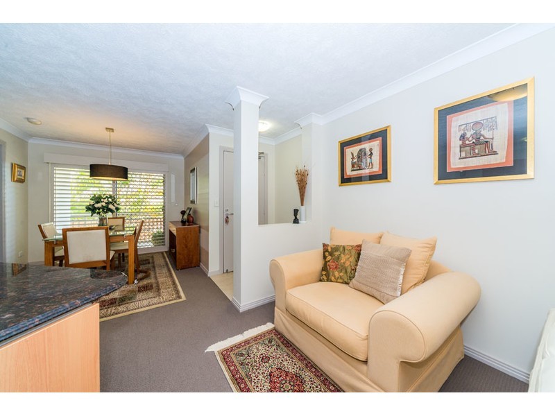 2/35 Loder Street, Biggera Waters QLD 4216