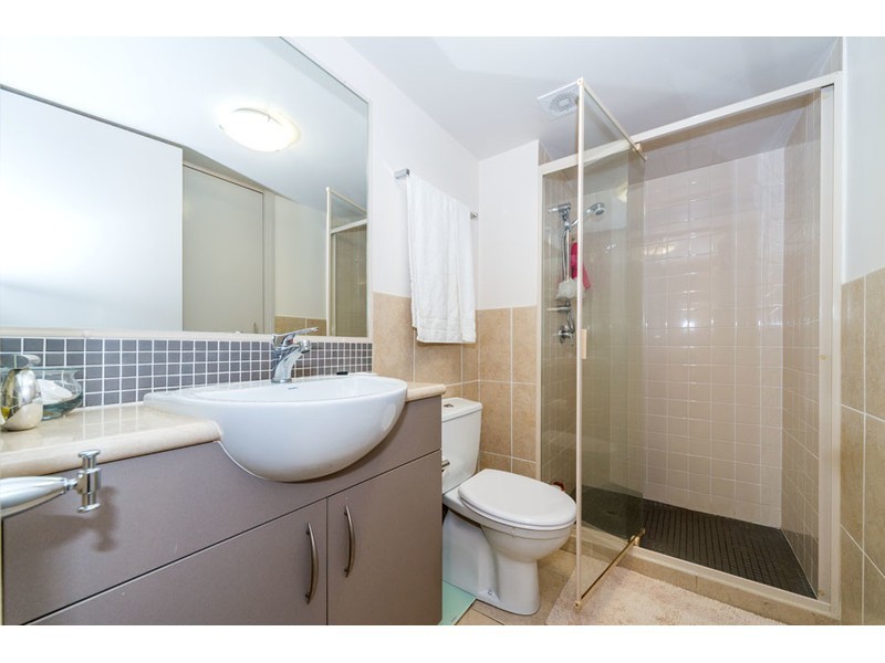 2/35 Loder Street, Biggera Waters QLD 4216