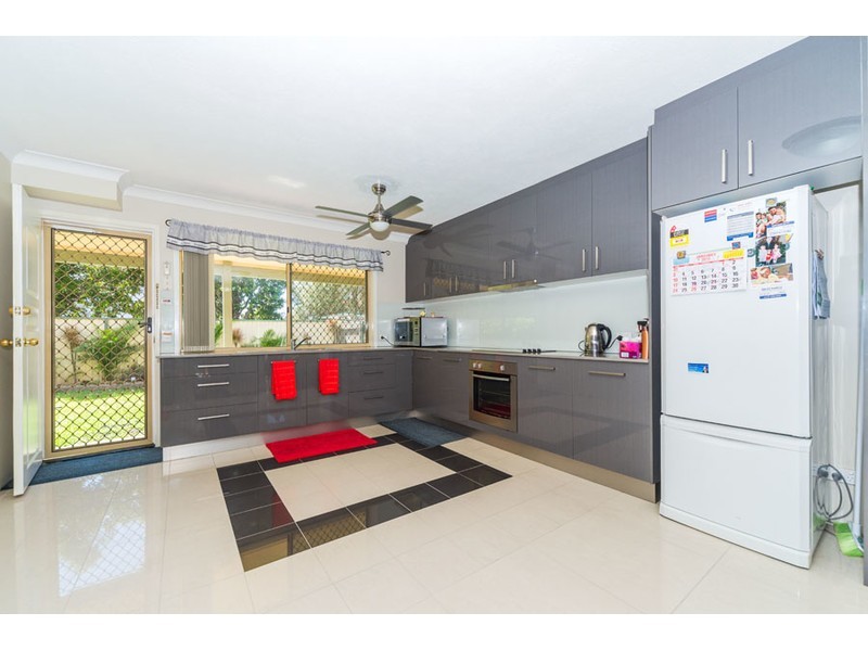 17/469 Pine Ridge Road, Runaway Bay QLD 4216