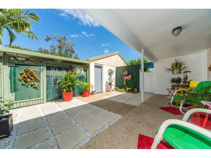 17/469 Pine Ridge Road, Runaway Bay QLD 4216