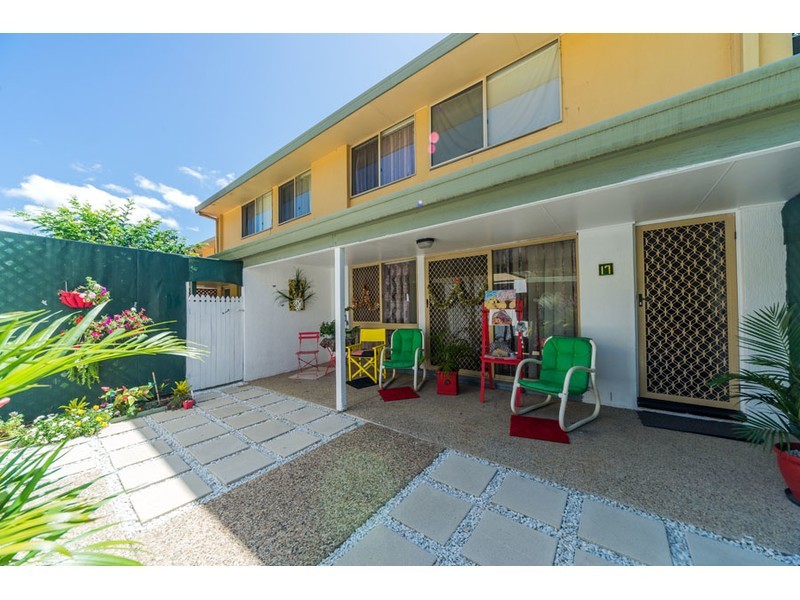 17/469 Pine Ridge Road, Runaway Bay QLD 4216