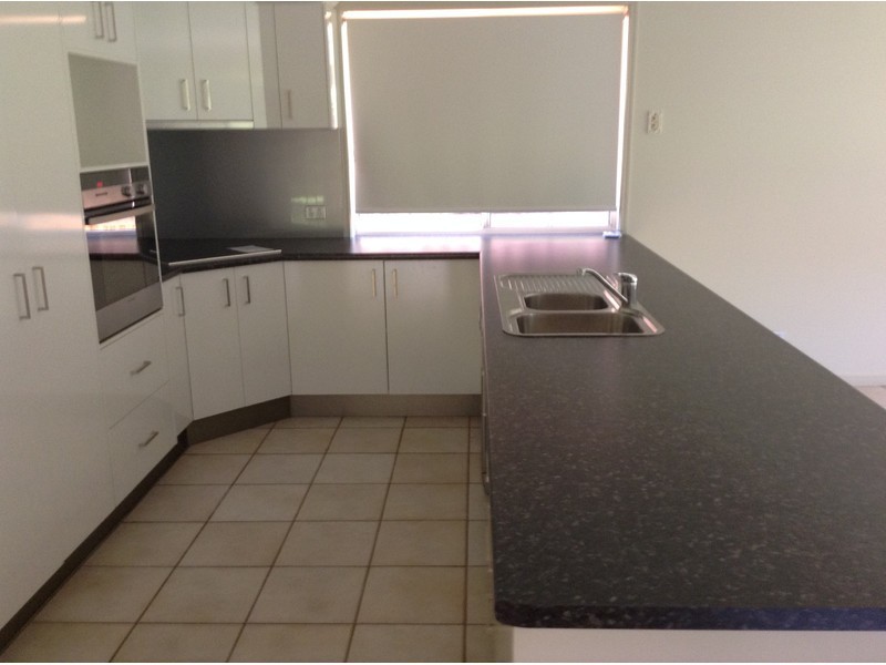 25 Shinnecock Close, Hope Island QLD 4212
