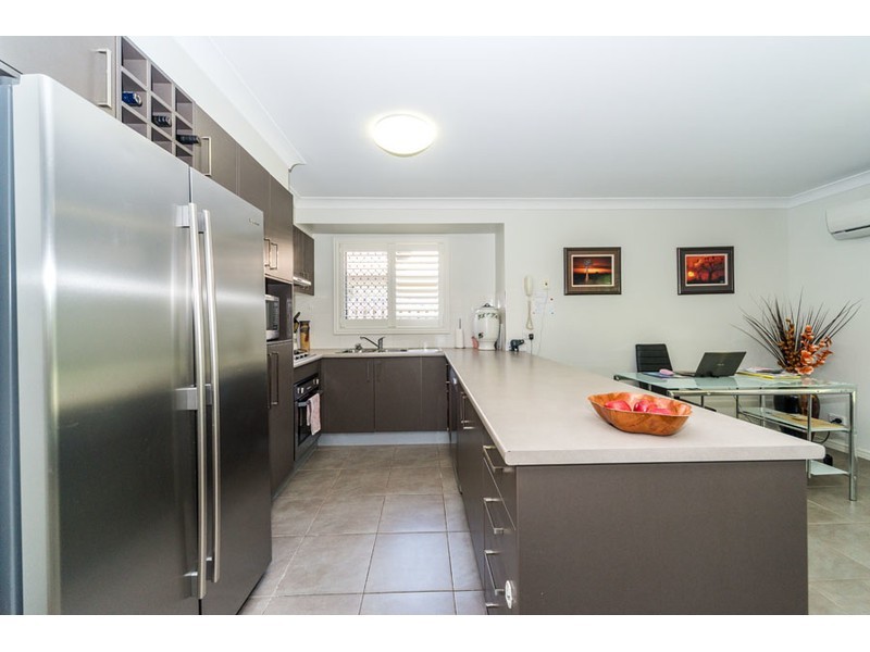 65/19 Santa Barbara Road, Hope Island QLD 4212