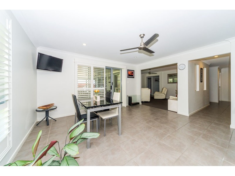 65/19 Santa Barbara Road, Hope Island QLD 4212