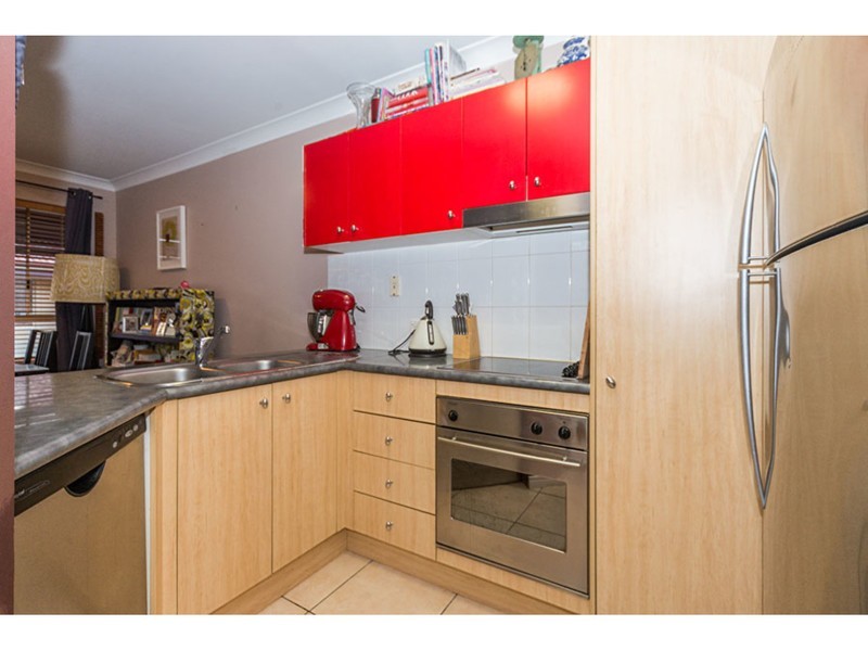 24/89 Bayview Street, Runaway Bay QLD 4216