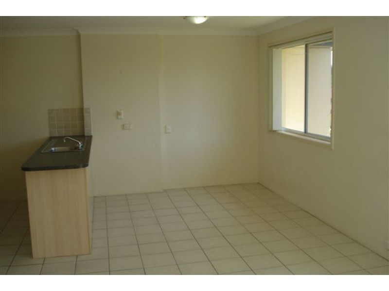 41/13 Brown Street, Labrador QLD 4215