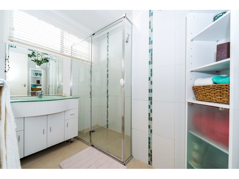 33 Turana Street, Coombabah QLD 4216