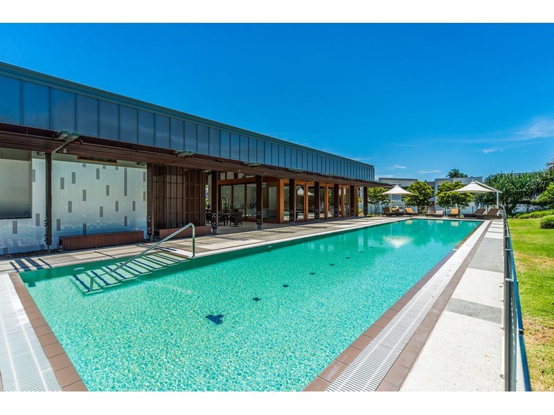 6304/323 Bayview Street, Hollywell QLD 4216